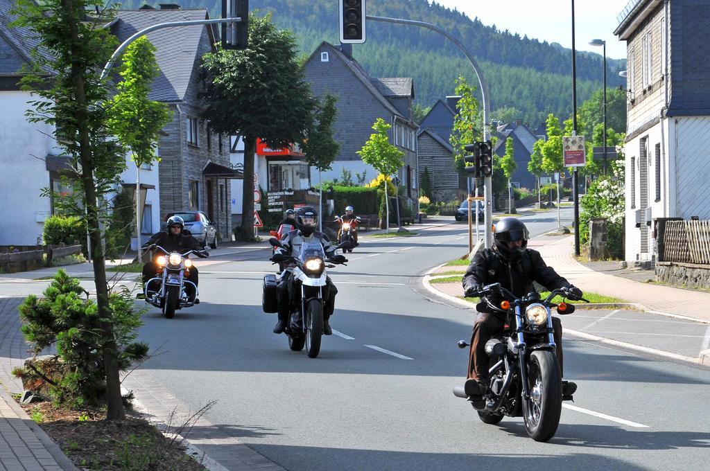 Hotel Niedersfeld-Winterberg Bagian luar foto